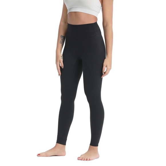 Nepoagym 28” Rhythm Black No Front Seam Curved Glute Seam Leggings - Picture 1 of 6